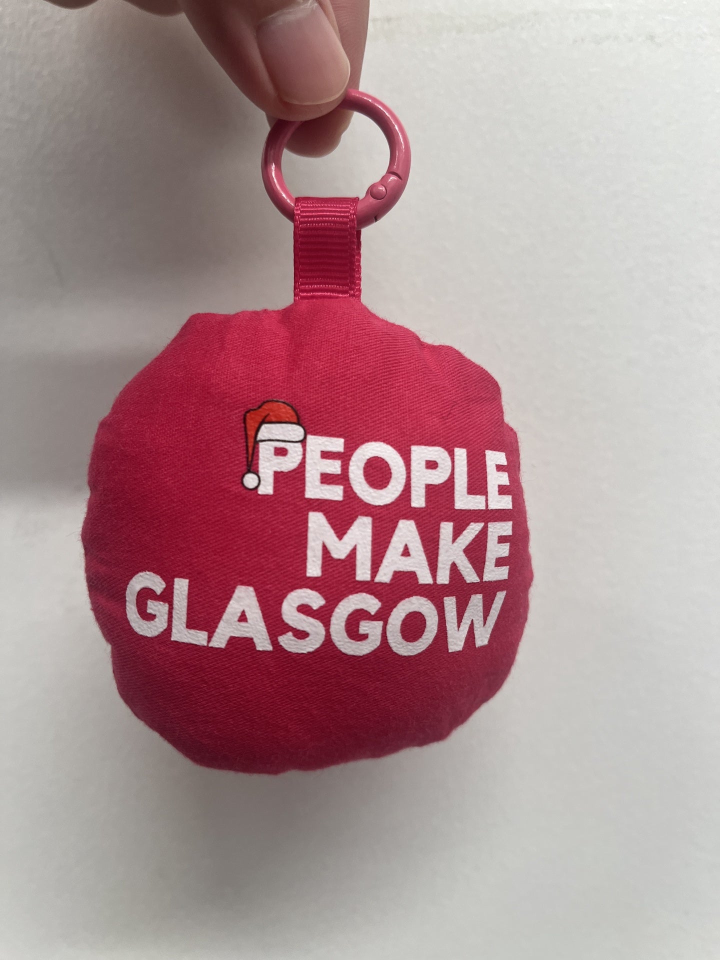 People Make Glasgow Pendant