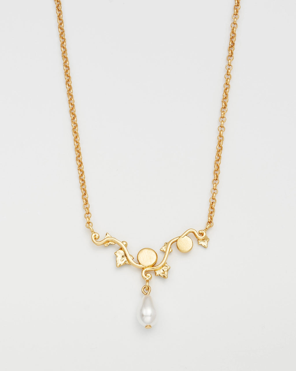 Fable Ivy Pearl Necklace