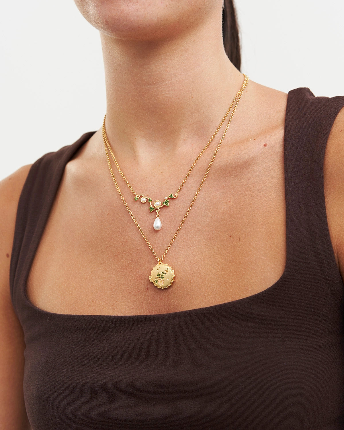 Fable Ivy Pearl Necklace