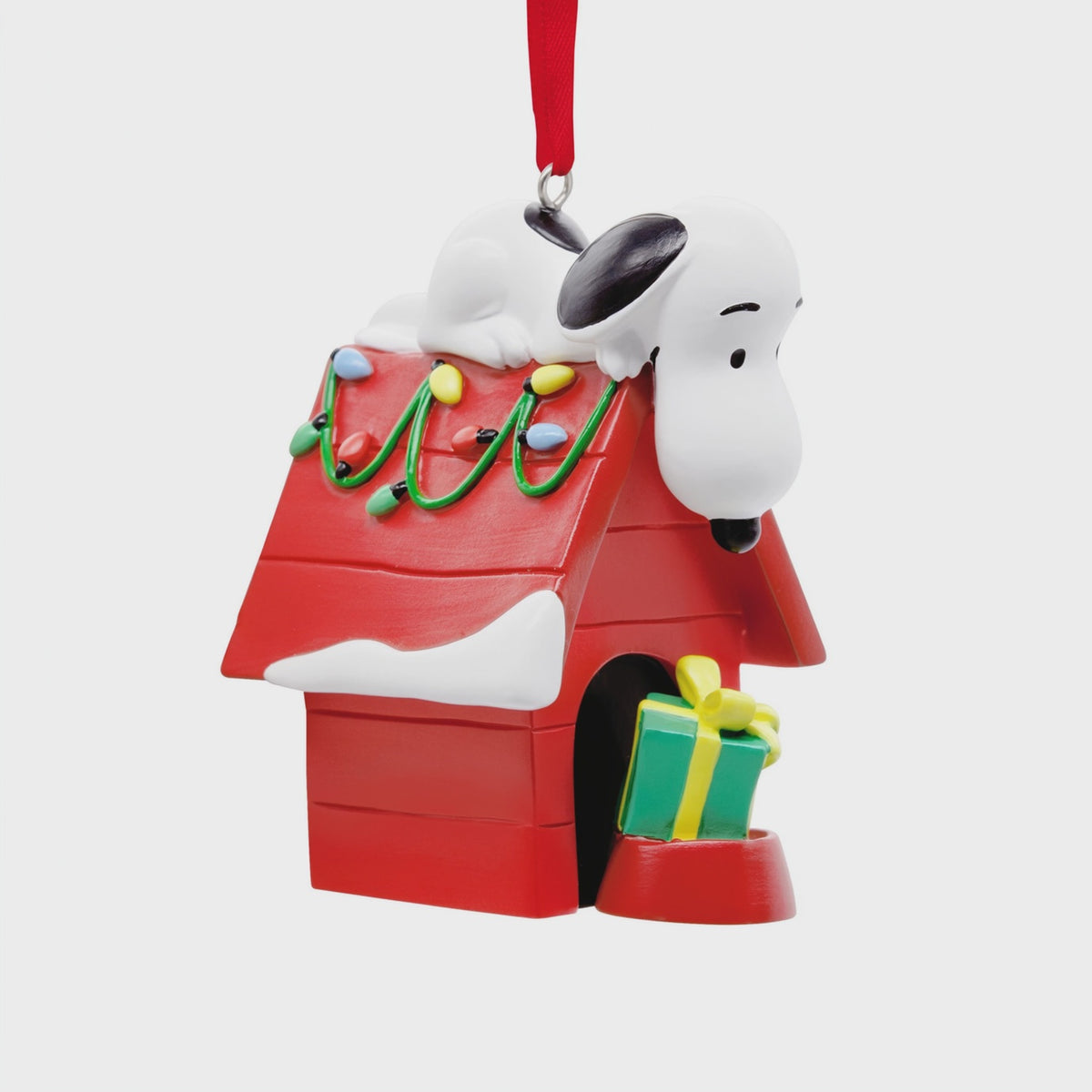 Collectable Peanuts™ Christmas - Snoopy On Doghouse Ornament