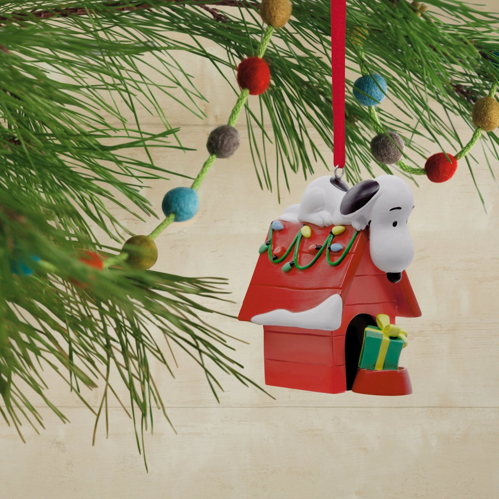 Collectable Peanuts™ Christmas - Snoopy On Doghouse Ornament