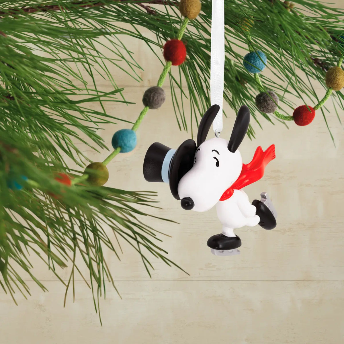 Peanuts™ Hanging Ornament - Snoopy Ice Skating with Top Hat