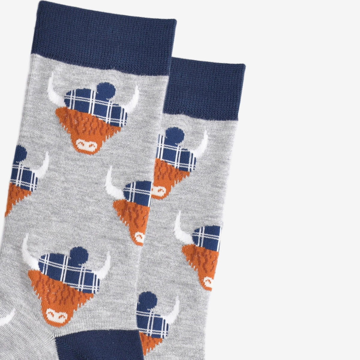 Bamboo Socks - Grey/Navy Blue, Highland Cow Tartan Hat (UK 7-11)