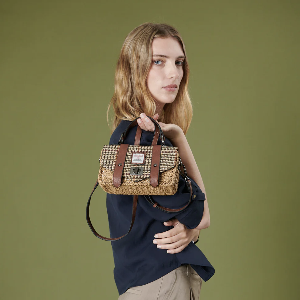 Islander The Mini Straw Satchel