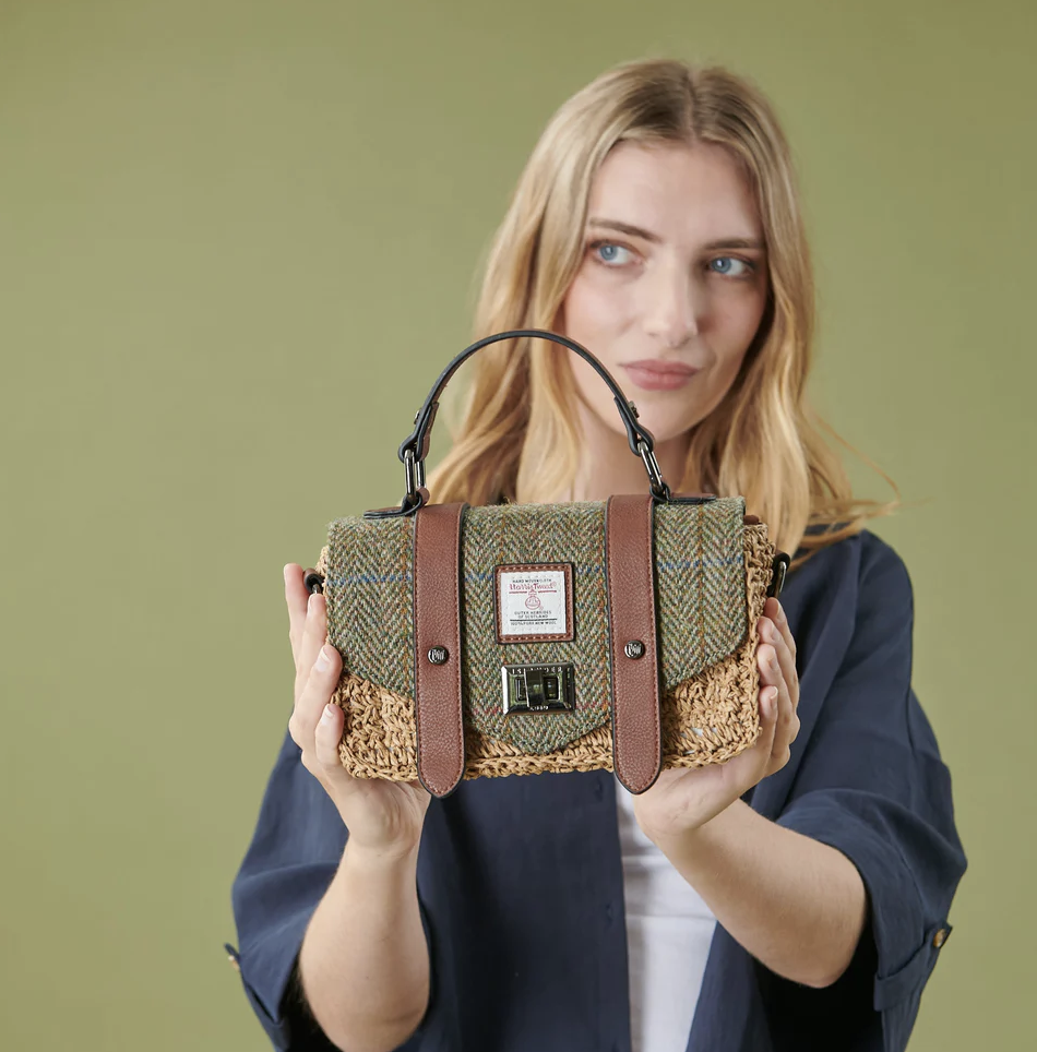 Islander The Mini Straw Satchel