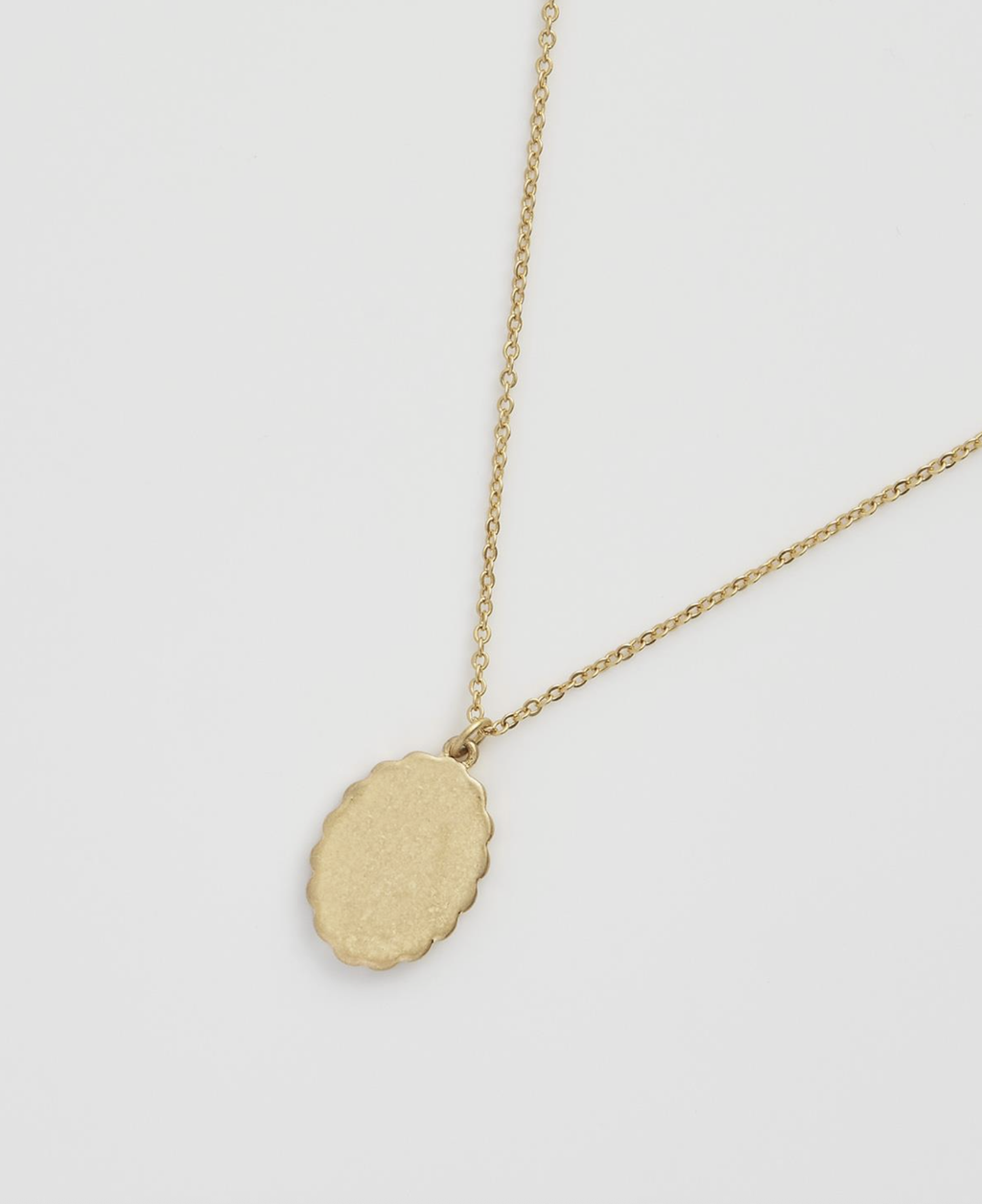 Fable Framed Roses Necklace