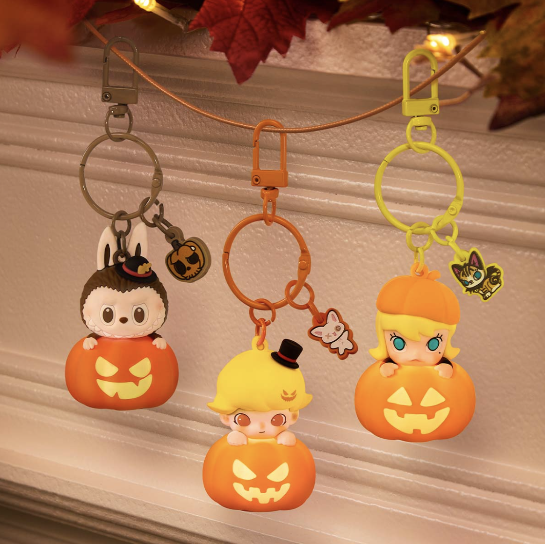 POP MART - Labubu - Happy Halloween Party Series- LABUBU Luminous Pumpkin Pendant - No return & refund & exchange - Resale