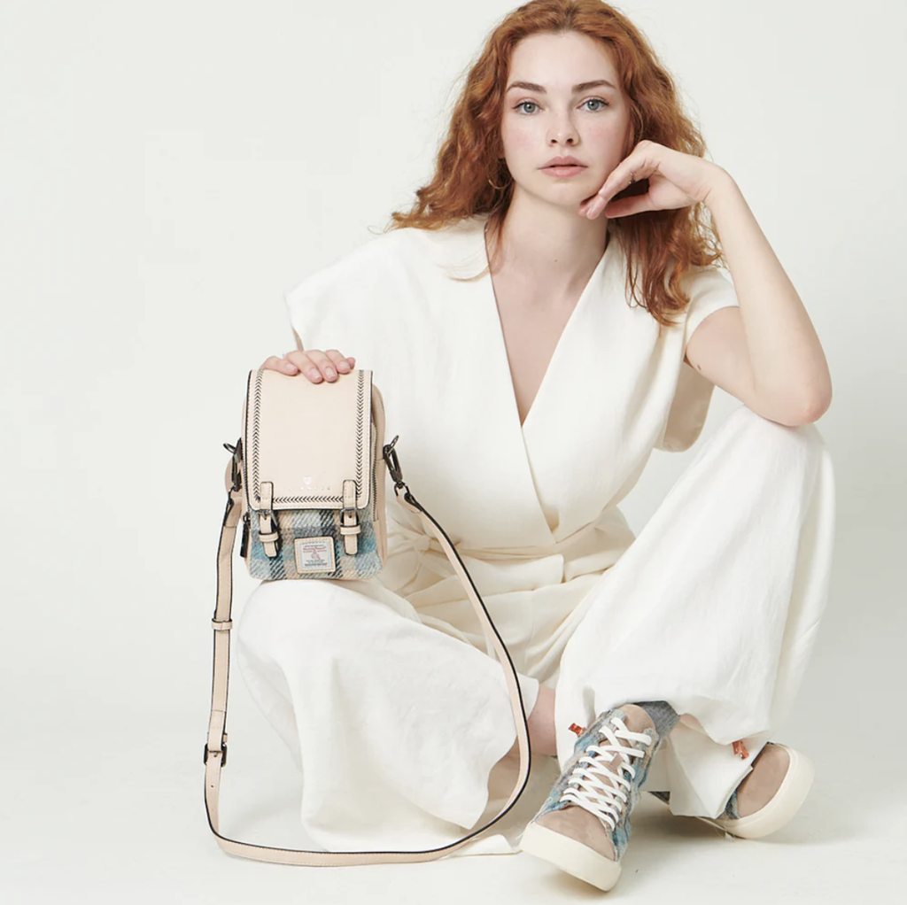 Islander The Baby Jura Crossbody