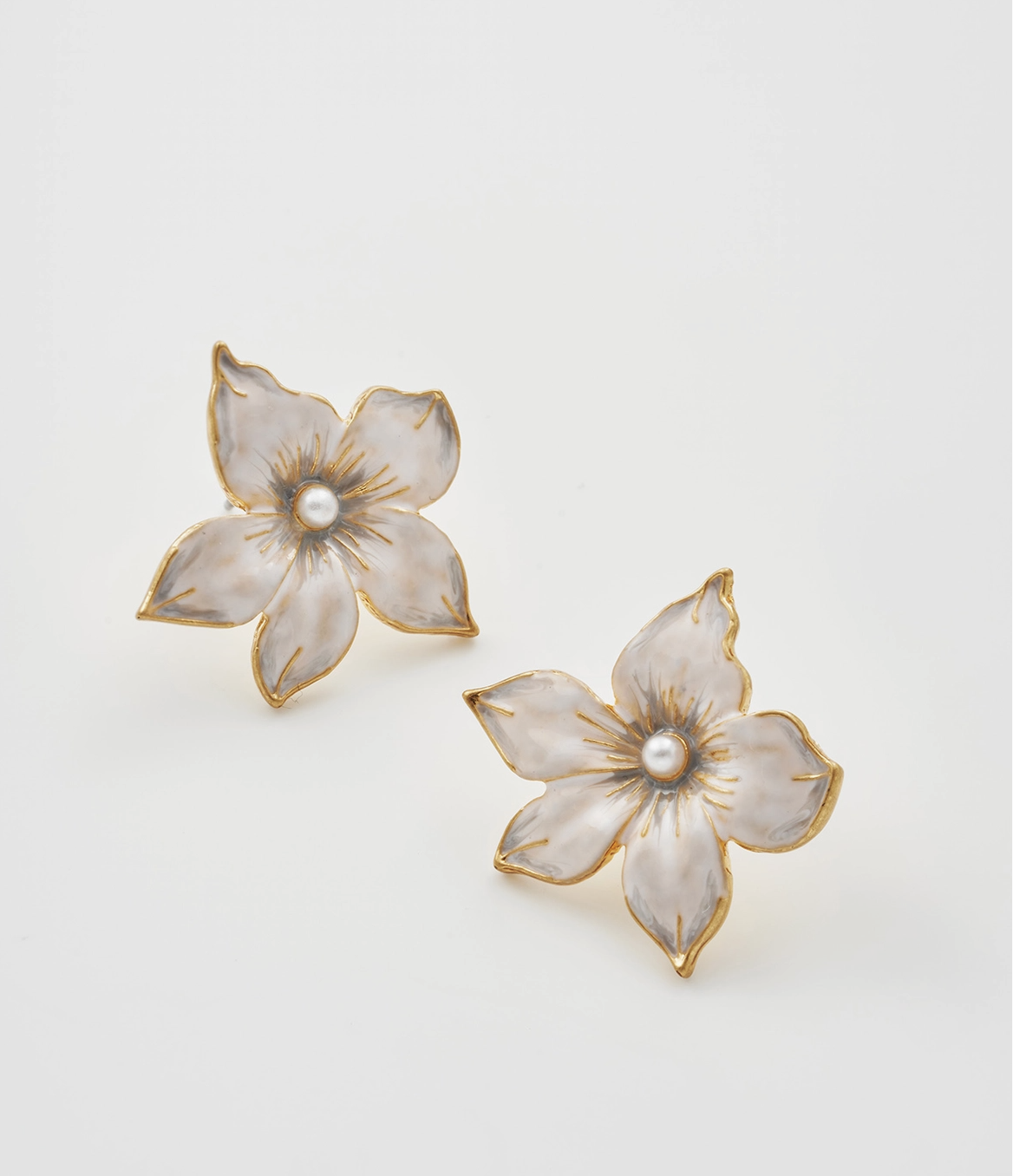 Fable Jasmine Pearl Oversized Stud Earrings